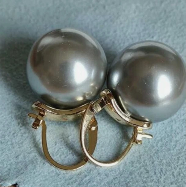 Huge AAAA 16MM PERFECT Gray south sea round shell pearl earrings 14K GOLD MARKED - Image 4 of 4