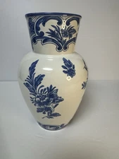 Vintage 1996 Tiffany & Co Exclusive Tiffany Delft Vase Made In Portugal 9"