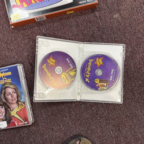 WORLD OF SID & MARTY KROFFT DVD COLLECTORS SET H.R. PUFNSTUF LAND OF THE LOST - Imagen 12 de 16