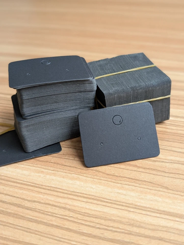 Tarjetas de exhibición de pendientes cartulina negra de 2 pulgadas 200 quilates suministros para hacer joyas Foto 2 de 4