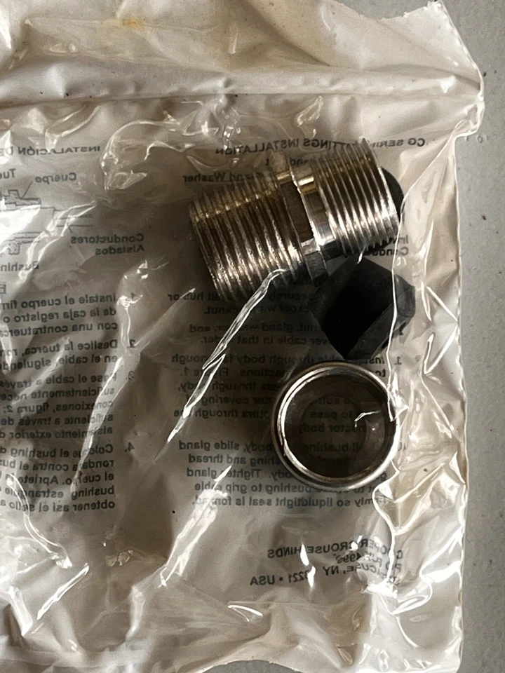 22ea EATON/CROUSE HINDS CGB114 SA STRAIGHT BODY MALE THREAD 1/2" CABLE CONECTOR - Image 3 of 4