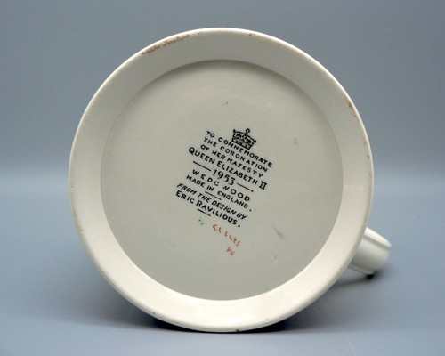 WEDGWOOD 1953 CORONATION MUG QUEEN ELIZABETH II ERIC RAVILIOUS TANKARD PERFECT - Picture 11 of 16