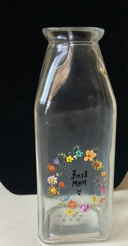 Rae Dunn “Best Mom” Clear Milk Jug Bud Vase Square Glass Floral Design Small 6” - Picture 2 of 9