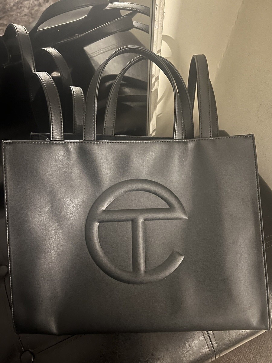 Telfar (Medium) Black Shopping Bag Vegan Leather Crossbody Telfar (Medium) Black Shopping Bag Vegan Leather Crossbody