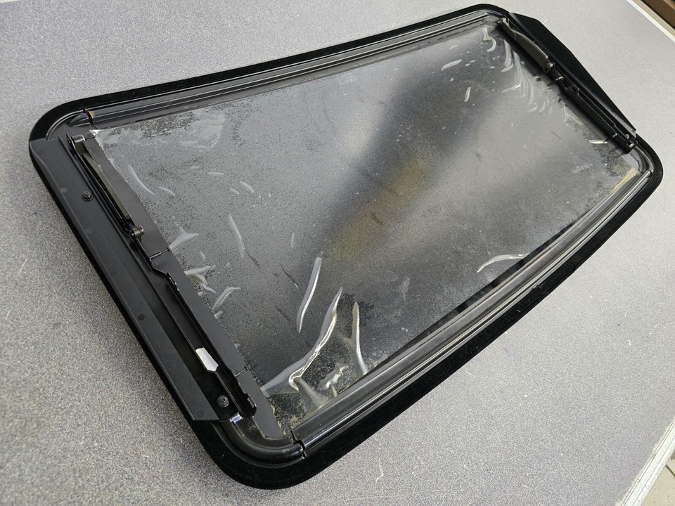 NOS ORIGINAL WEBASTO HOLLANDIA 710 SEKURIT GLASS SUNROOF PANEL PONTIAC