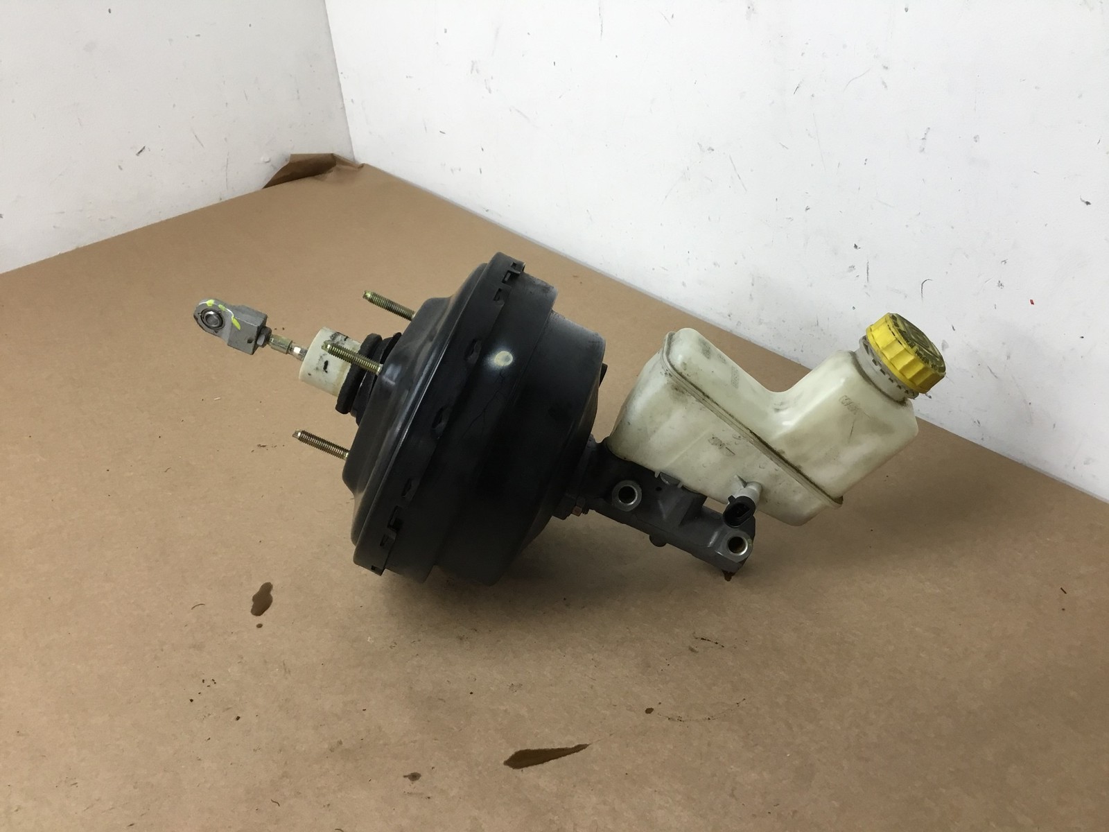 Maserati Coupe GT 2003 Power Brake Booster Master Cylinder 02-06 ;:Y