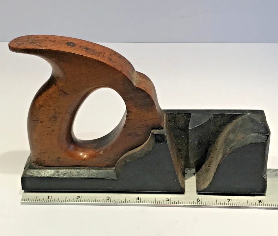 Vintage Woodworking Plane Tool 8”x 1.75” R T Gardiner - Image 3 of 4
