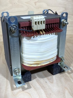 SIEMENS 4AM6591-0EB50-1N Transformer 2.2 kVA PRI 400V SEC 230V