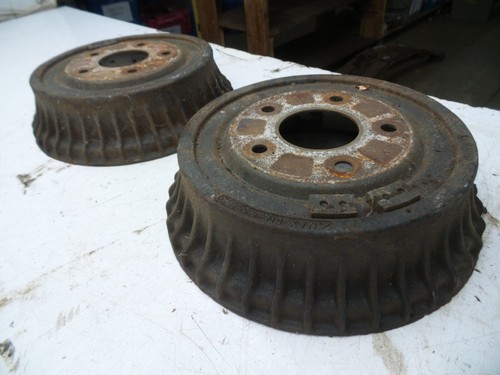 82-92 CAMARO FIREBIRD ORIGINAL REAR BRAKE DRUMS DRUM COVER - Picture 3 of 12