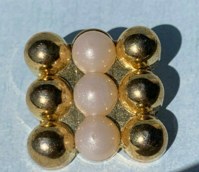 Square Imitation Pearl & Gold Bead Button,Metalized Plastic Snap Together 1 1/4''