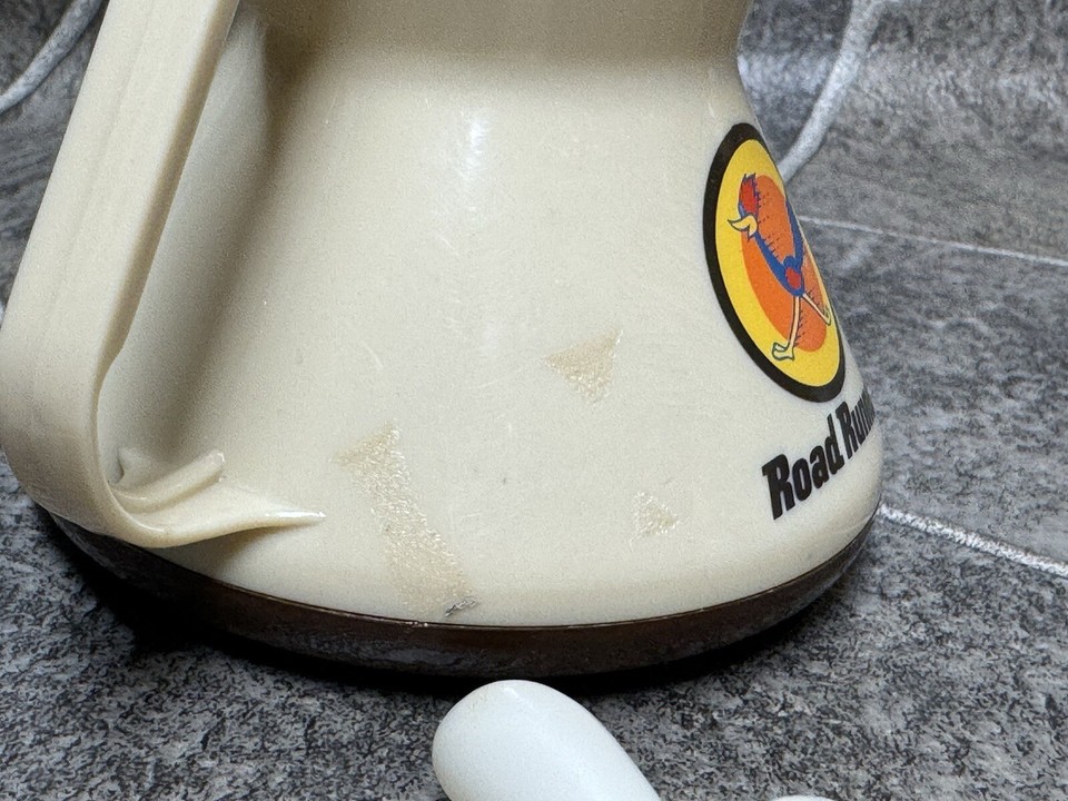 Vintage Road Runner Wonder Mug No Spill Brown Tan Folgers Coffee eBay