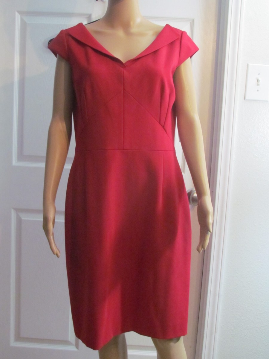 green emerald velvet dress ANTONIO MELANI Navy Floral Midi Dress Size 8 – alineconsignment main image 0