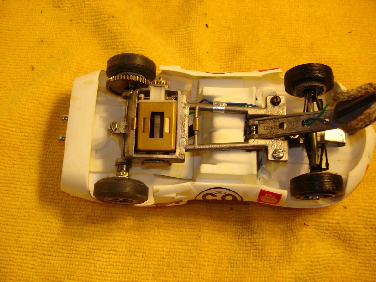 Vintage COX Chaparral Coupe 2D 1/24 slot car offered by MTH Vintage COX Chaparral Coupe 2D 1/24 slot car offered by MTH