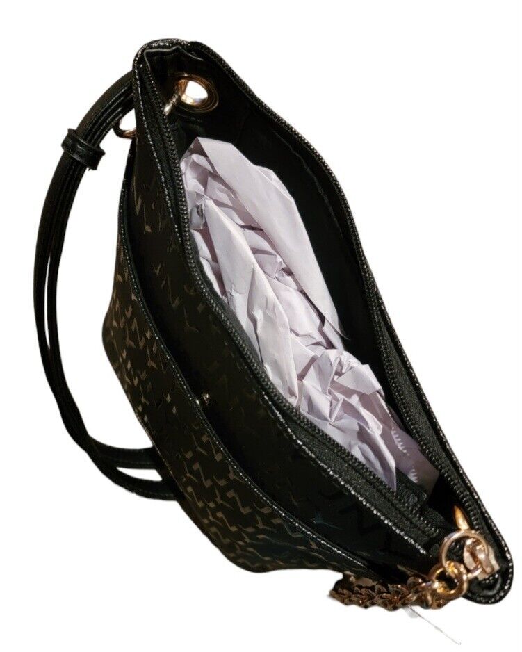 Jones New York Signature Handbag Black Gold Chain Zipper New Jones New York Signature Handbag Black Gold Chain Zipper New