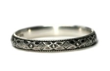925 Sterling Silver Symmetrical Flower Pattern Band
