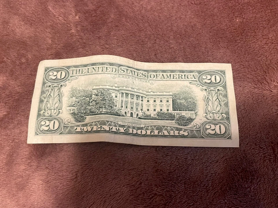 1985 $20 DOLLARS BILL MISPRINT RARE RARE!! SERIAL NUMBER B 91970335N - Image 2 of 2