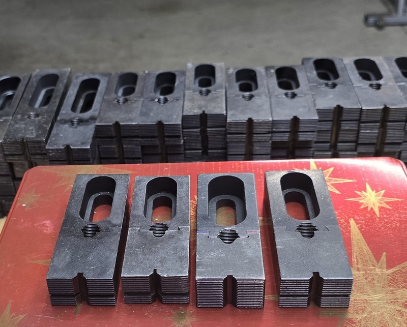 Carr Lane CL-45-SAC Serrated Adjustable Edge Clamps. 4 PCS L#56