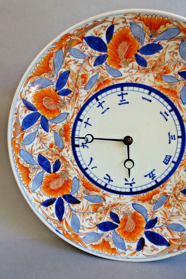horloge murale mouvement mécanique et porcelaine décor Imari Japon XIXème - Photo 2/4