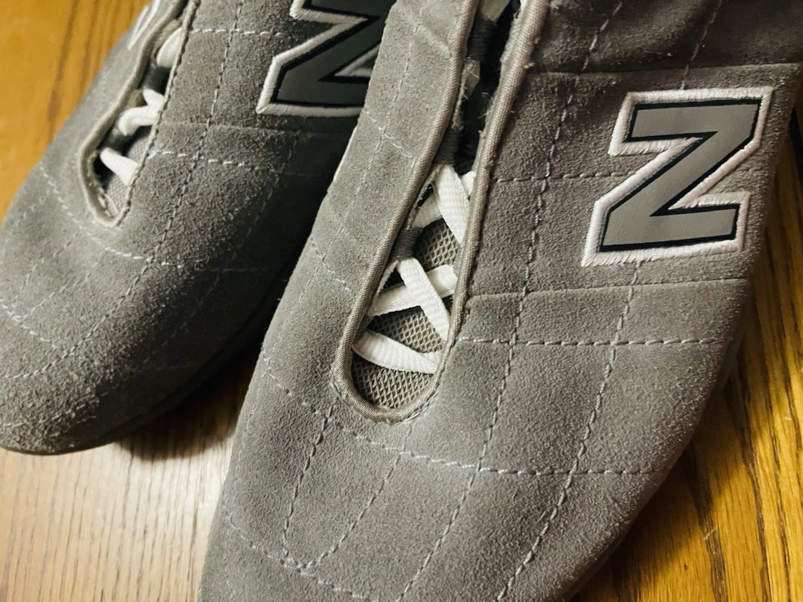 Sneakers New Balance 589 in camoscio trapuntato taglia 11