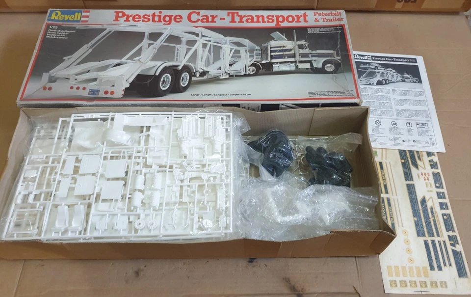 revell  1/24 peterbilt e trailer - bisarca  - raro -  NUOVO - lungo 84cm - Immagine 3 di 3