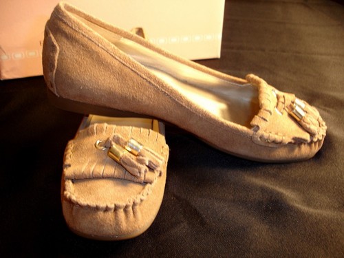 Bandolino Schuhe taupe Wildleder "In Stitches" Mokassins flache Damengröße 6 neu im Karton - Bild 10 von 11