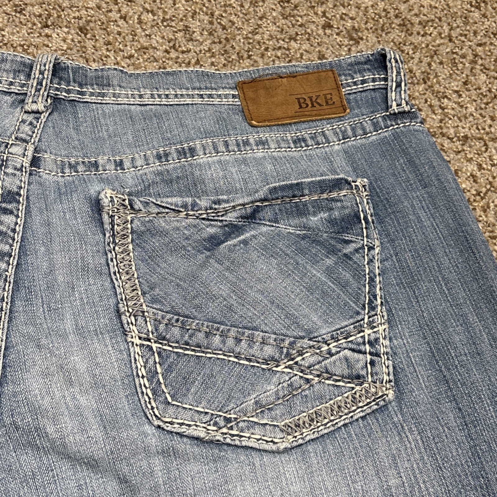 BKE Tyler Jeans Mens 38XXL Fits 40 X 36.5 Blue Denim Casual Faded - View 15