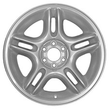 Reconditioned 17x9 Painted Silver Wheel fits 560-02105