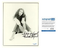 Rebecca Gayheart "Earth 2" AUTOGRAPH Signed 'Bess Martin' 8x10 Photo ACOA