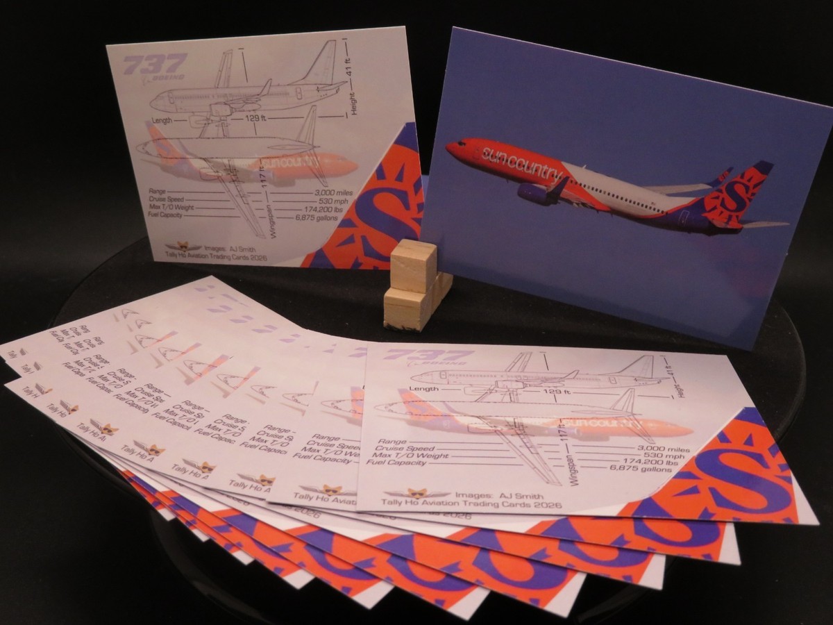 Sun Country Airlines Boeing 737-800 Trading Cards - Set of 25