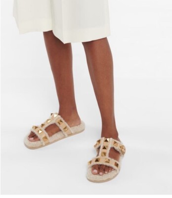 サンダル・ミュール Valentino Garavani Furry Slide Slippers $_57.JPG?set_id=880000500F
