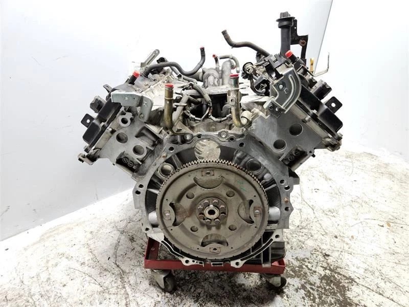 Motor Nissan Armada 2010-2015 5,6 L VIN B cuarto dígito combustible flexible VK56DE Foto 3 de 4