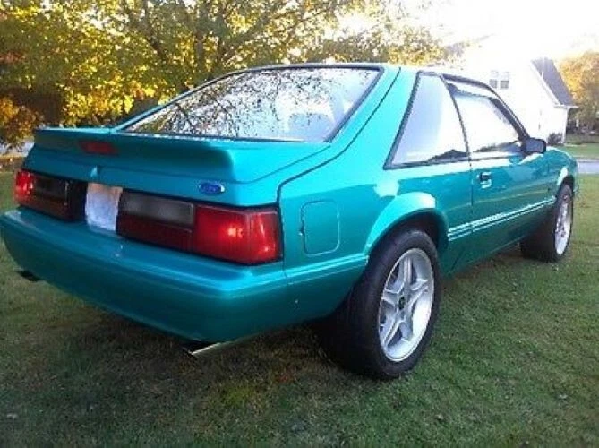 KIT DE JUEGO DE BLOQUEO FORD MUSTANG 1979-1993 CON BISEL NEGRO STREET OUTLAW FOX ¡VENTA! Foto 3 de 4