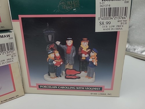 Lot 5 Lemax Christmas Accessories Holiday Treasures Skaters Saucers Carolers - Picture 4 of 18
