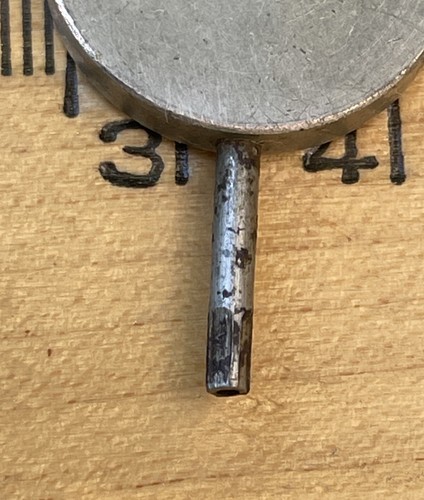 VINTAGE UNBRANDED 4 PRONG SLEEVE BENCH KEY - WATCHMAKER / JEWELER -MADE IN JAPAN - Picture 3 of 6
