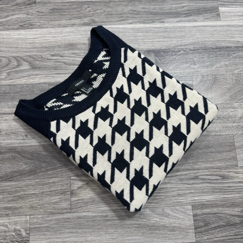 Forever 21 Sweater Women’s Large Navy Blue White Houndstooth Knit Pullover - Image 3 of 4