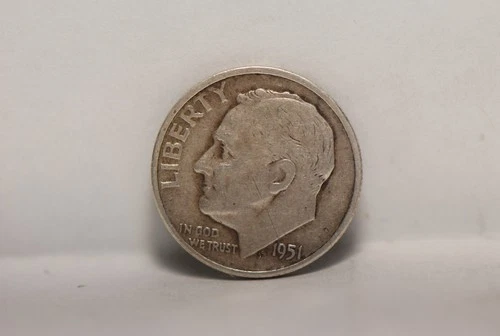 USA 1951-P Roosevelt Dime, KM195, silver, .0723oz., Fine, light scratch, NR, 2-3