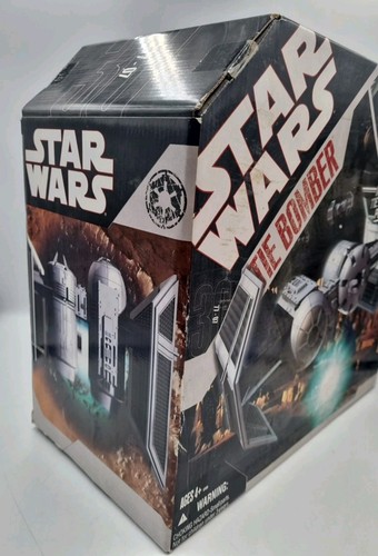 HASBRO Star Wars 30th Anniversary Tie Bomber Vehicle and Pilot with Bombs! 2007 - Picture 3 of 7