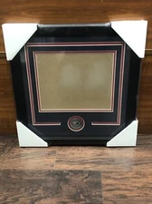 New England Patriots New 8x10 Photo Horizontal Team Medallion Frame Kit