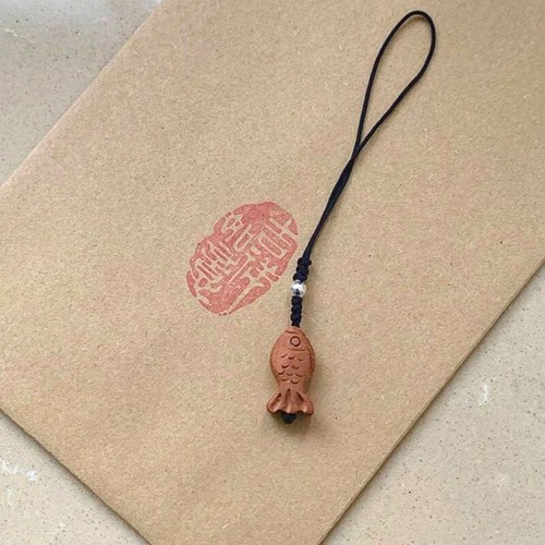 Cute Cartoon Taiyaki Keychain Peach Wood Carving Fish Key Holder Bag Pendant - Zdjęcie 2 z 5