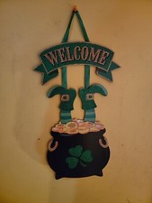 St Patrick's Day  Welcome  Wall Sign Hanging Door Decoration - New