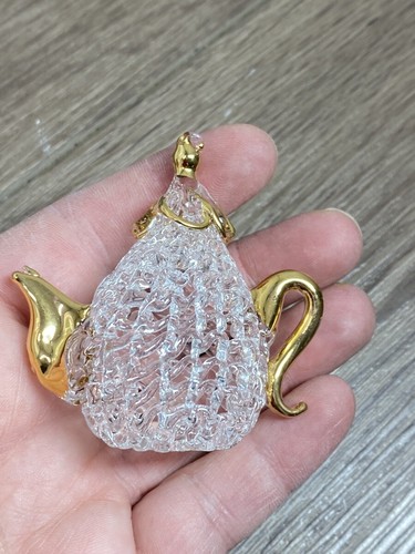 VINTAGE SPUN GLASS TEAPOT CHRISTMAS ORNAMENT (WCP027746) - Picture 2 of 3