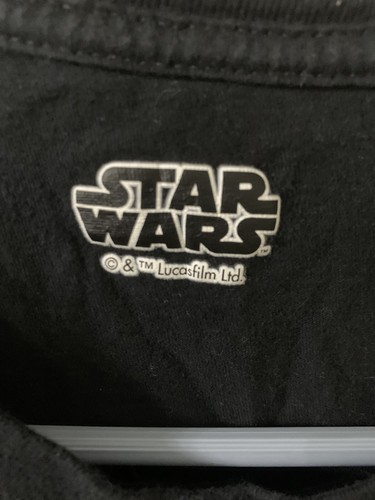 Disney Parks Men's Star Wars THE MANDALORIAN BABY YODA T-Shirt Size Xlarge - Picture 2 of 2