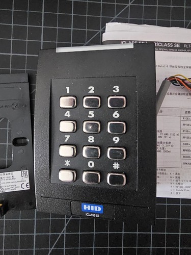 HID iClass SE RK40 Keypad Wall Switch Reader - Open Box - Picture 4 of 5