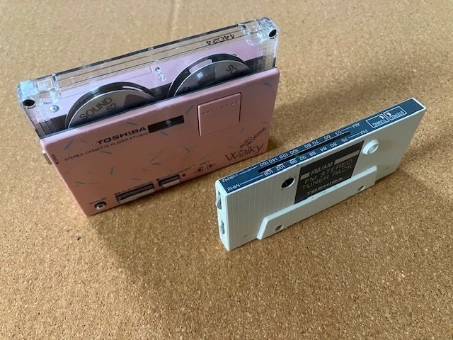 現状品 東芝TOSHIBA KT-AS10 Walky カセット Walkmanウォークマン