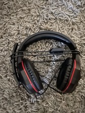 gaming headphones with microphone
