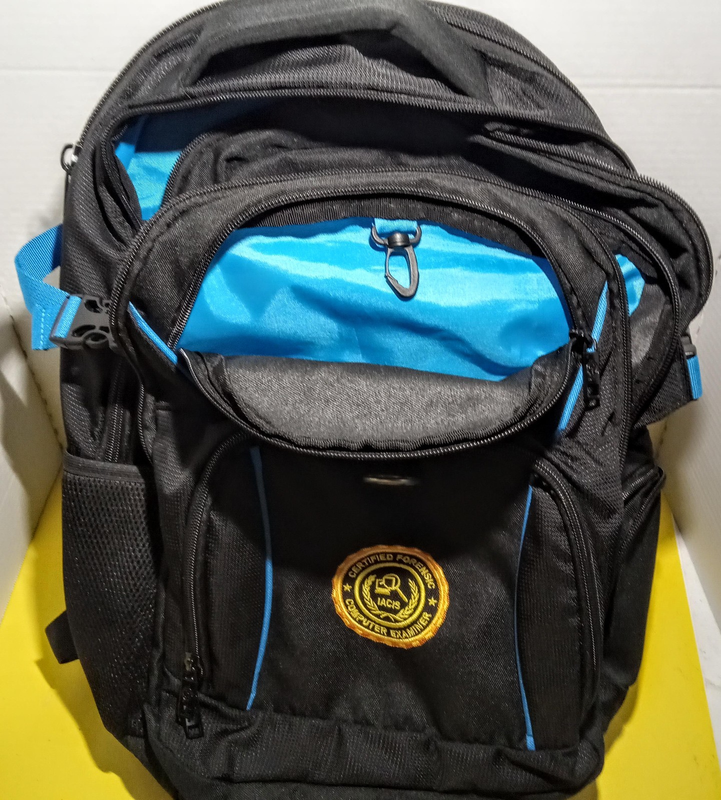 Backpack-Very Large-Padded Shoulder Straps-19inx1… - image 3