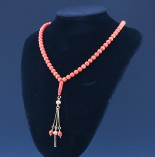 FINE ART DECO CHINESE 14K YELLOW GOLD & ORANGE CORAL BEADED NECKLACE & PENDANT
