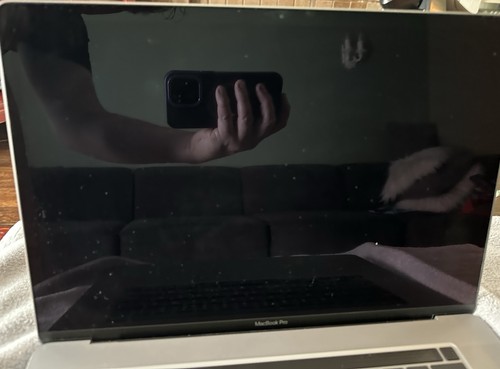 MACBOOKPRO 16 IN 2.3 x 8-Core i9 Intel 4GB Gfx AMD Radeon Pro 5500M 1 TB SSD - 第 8/15 張圖片