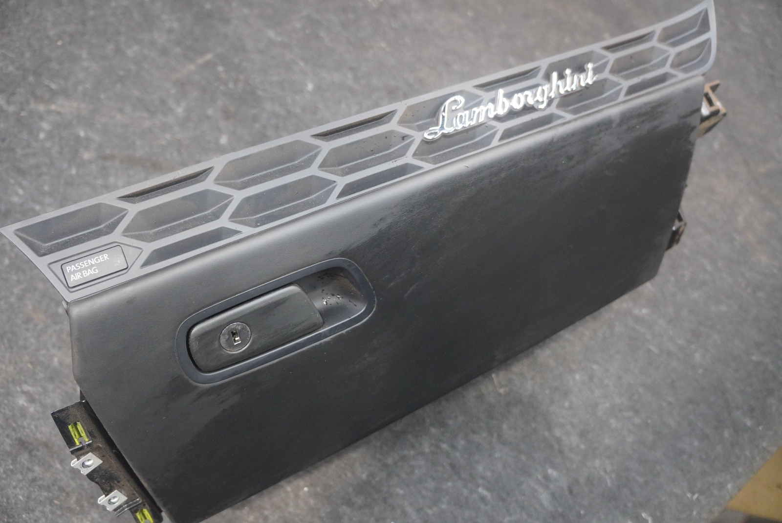 Glove Box Dash Compartment Black Leather 4T1857103 Lamborghini Huracan Spyder 16