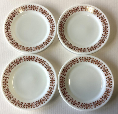 Vintage Pyrex Tableware By Corning Copper Filigree 7.25'' Milk Glass Plates (4)